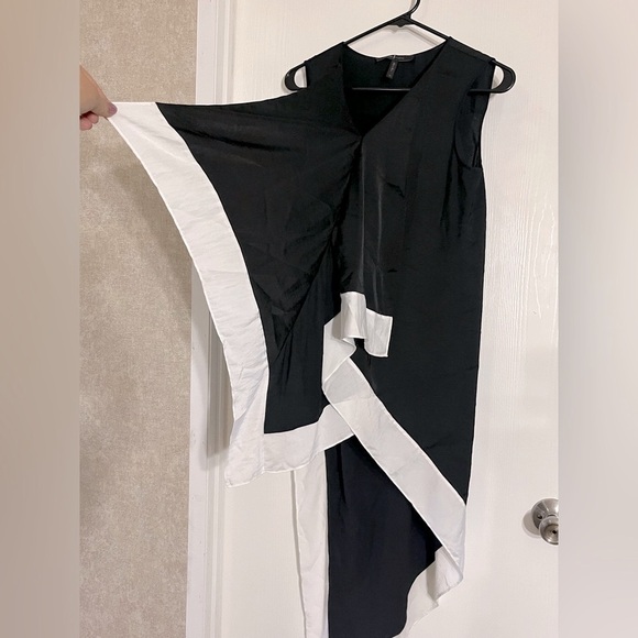 BCBGMaxAzria Black and White high-low top - Picture 2 of 5